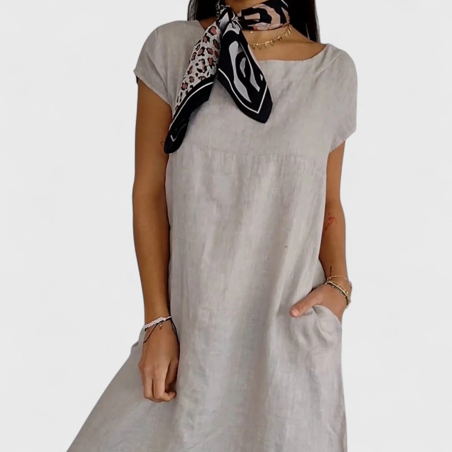 ELYRA™ | Margot robe trapèze fluide avec poches