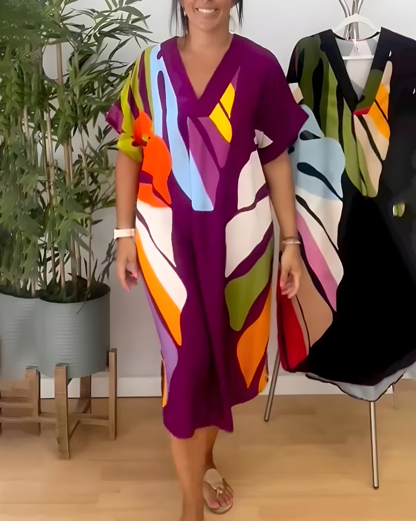 ELYRA™ | Long flowy dress with colourful patterns