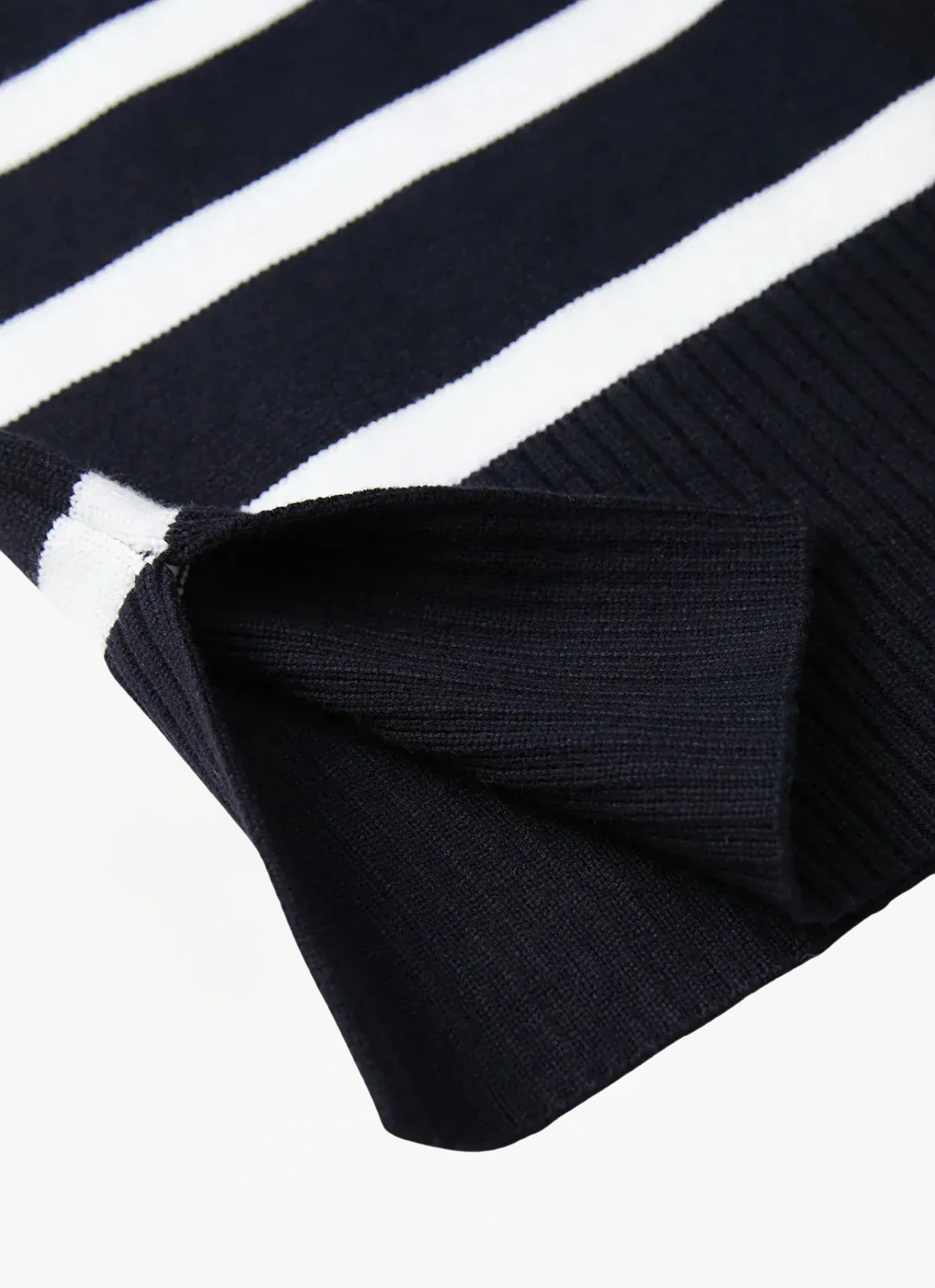 ELYRA™ | Pull Col Montant Rayé Confortable