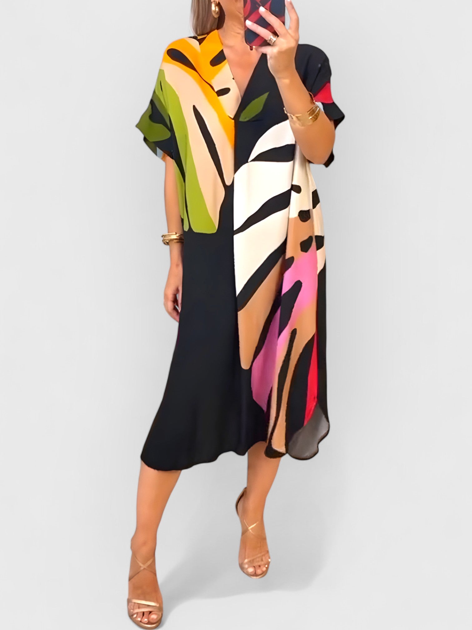 ELYRA™ | Long flowy dress with colourful patterns