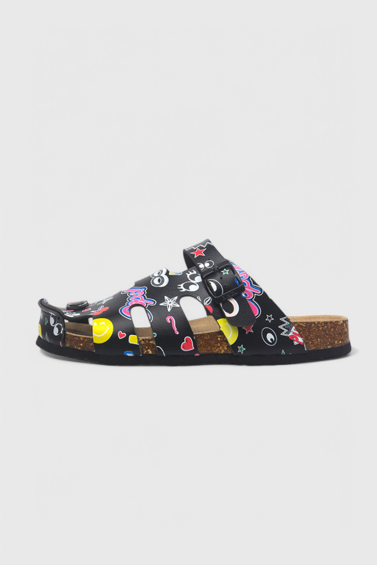 ELYRA™ | Clogs with Cork Buckle