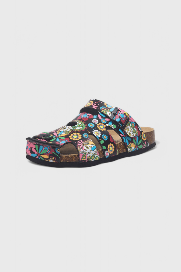 ELYRA™ | Clogs with Cork Buckle