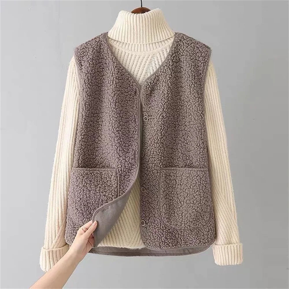ELYRA™ | Classic Gilet