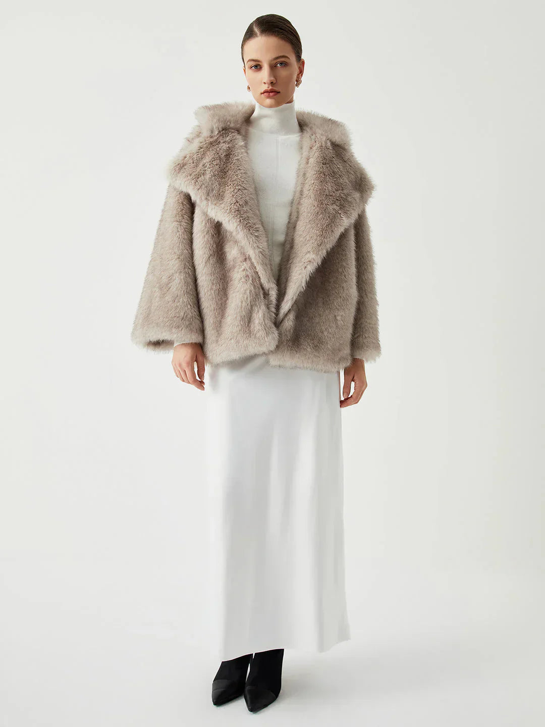 ELYRA™ | Faux Fur Coat