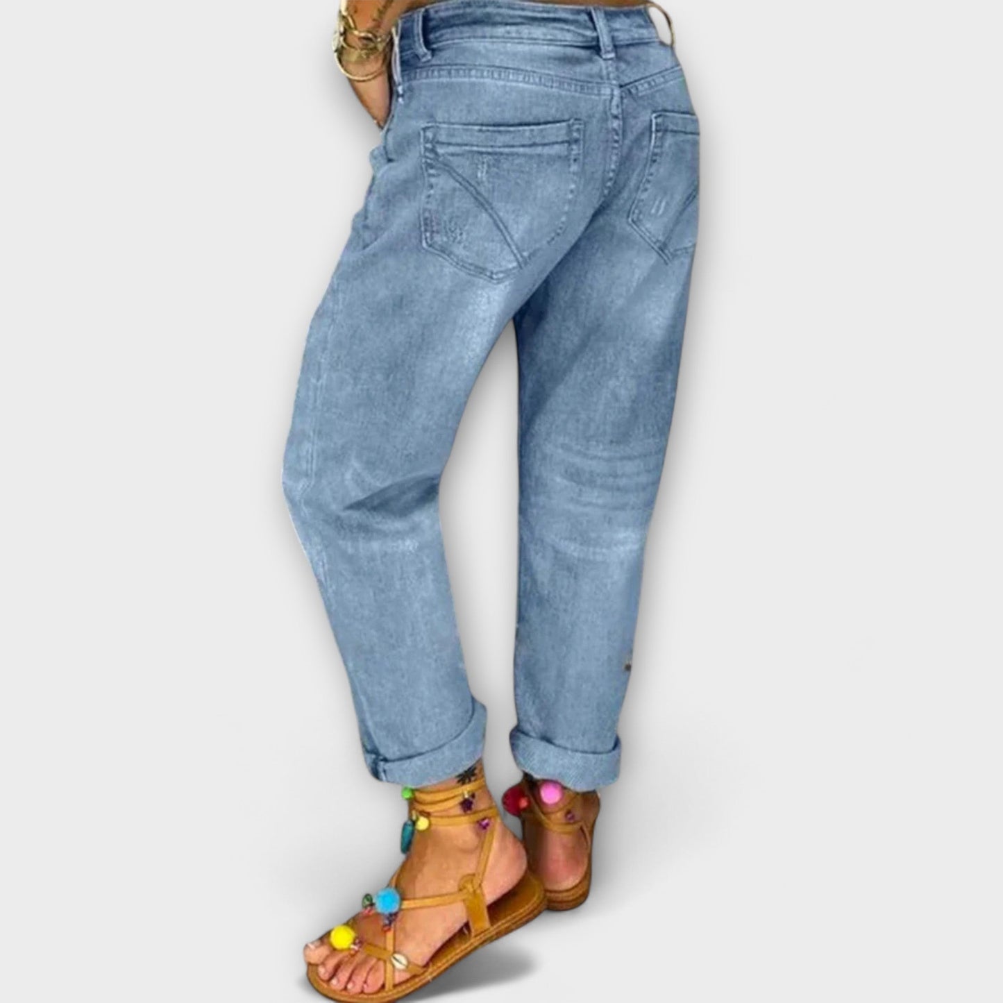 ELYRA™ | Straight Cut Jeans in Raw Denim