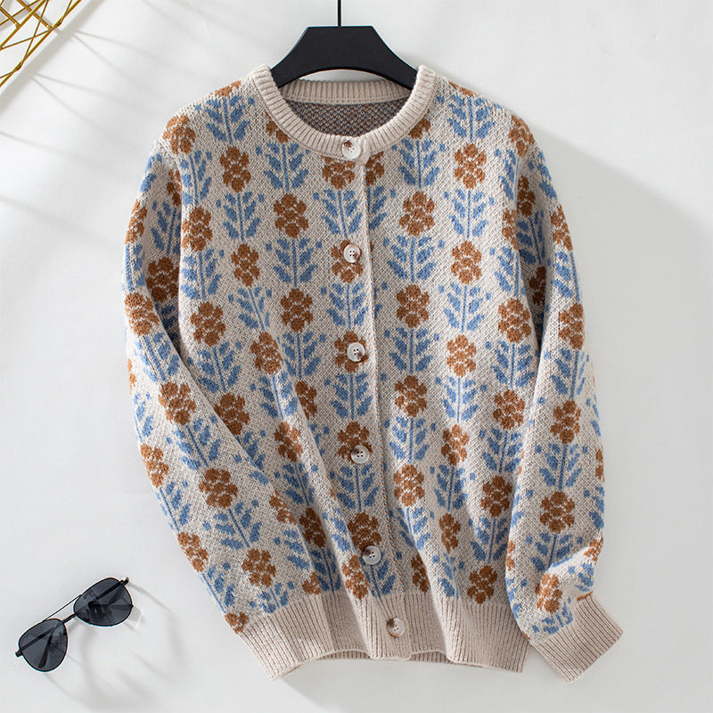 ELYRA™ | Vintage Floral Knit