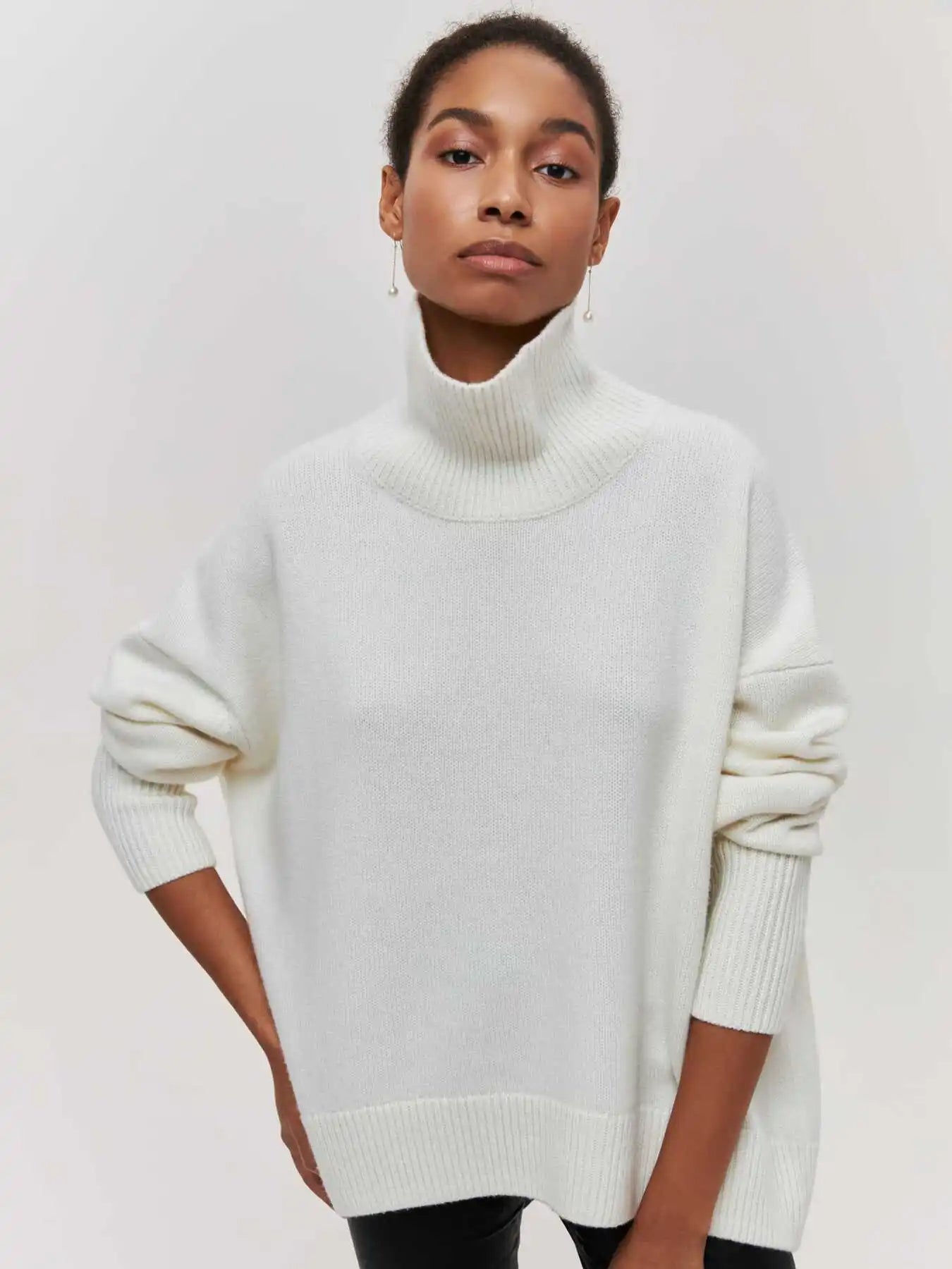 ELYRA™ | Elegant Winter Jumper