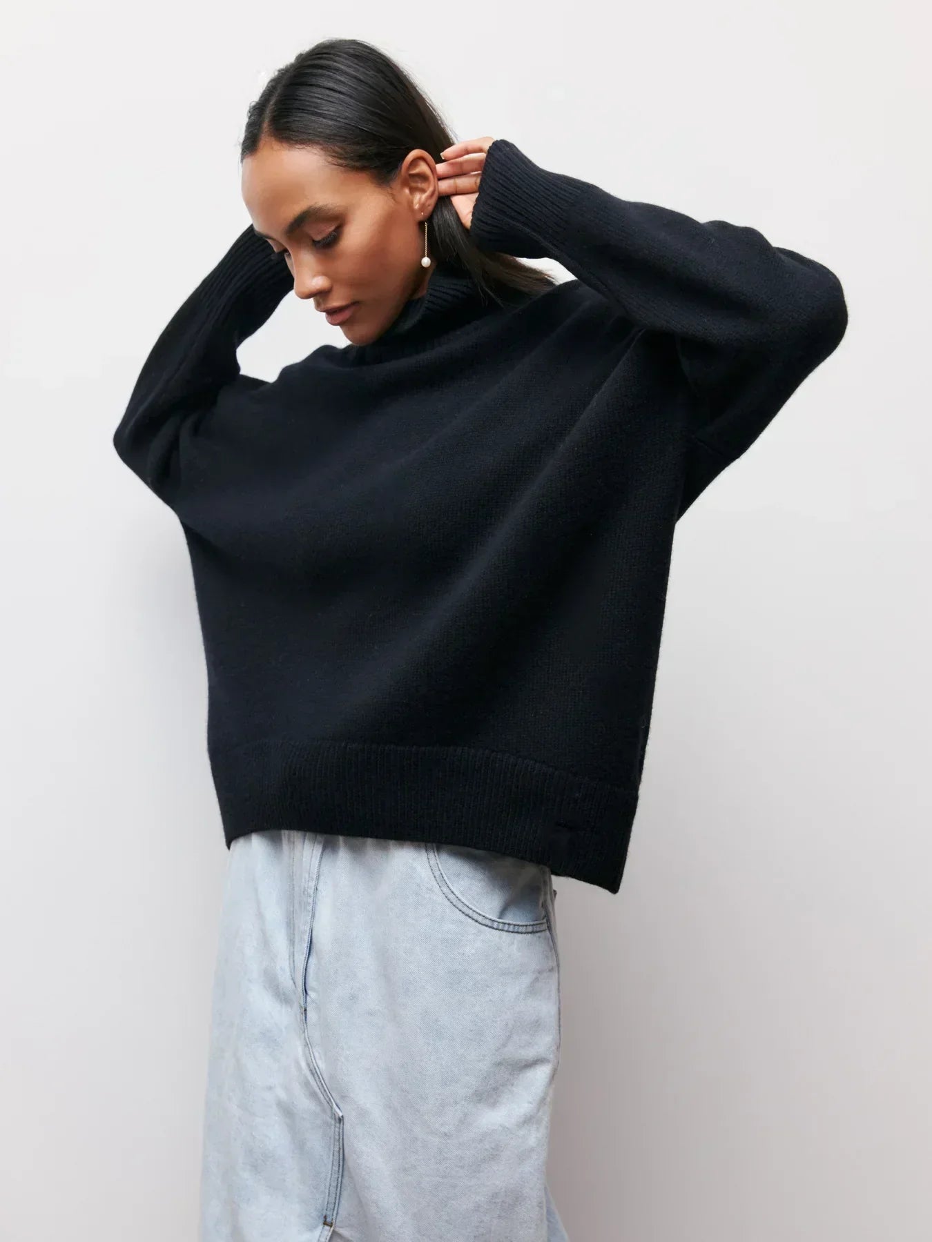 ELYRA™ | Elegant Winter Jumper