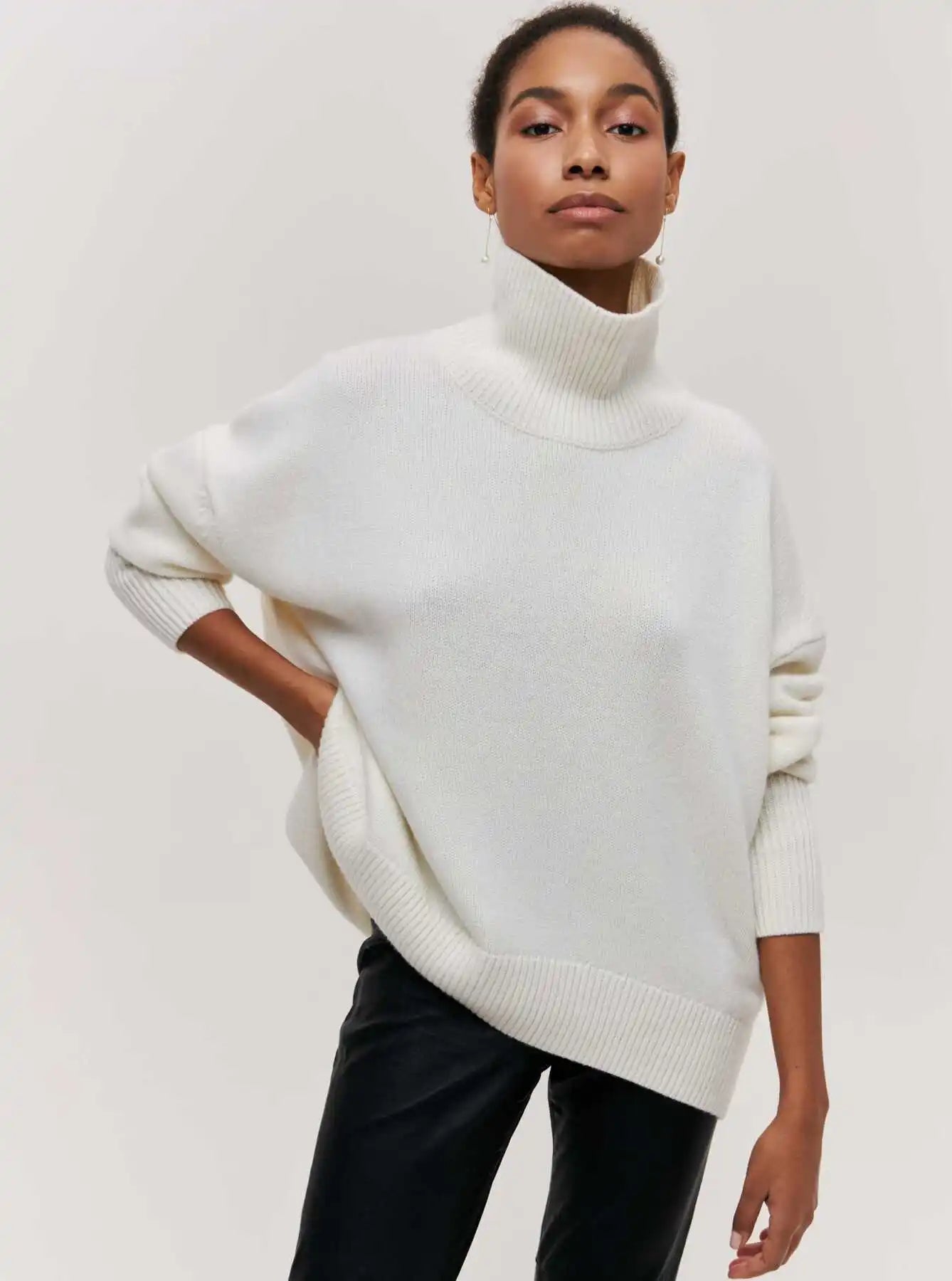 ELYRA™ | Elegant Winter Jumper