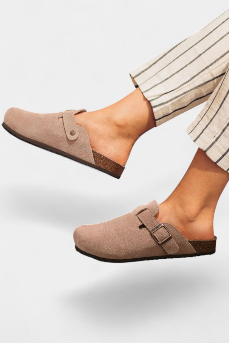ELYRA™ | Robust Suede Clogs