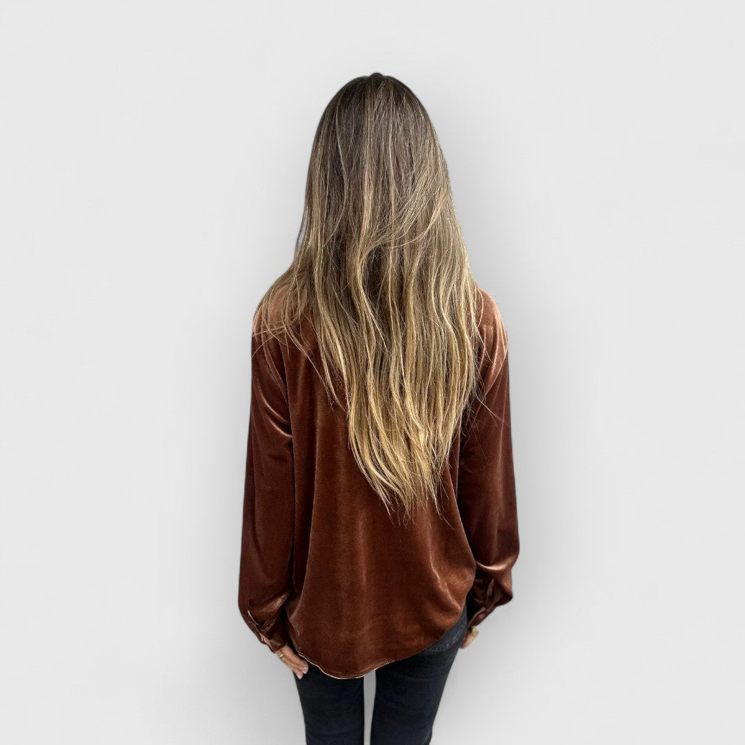 ELYRA™ | Comfortable shirt made from high-quality fabric