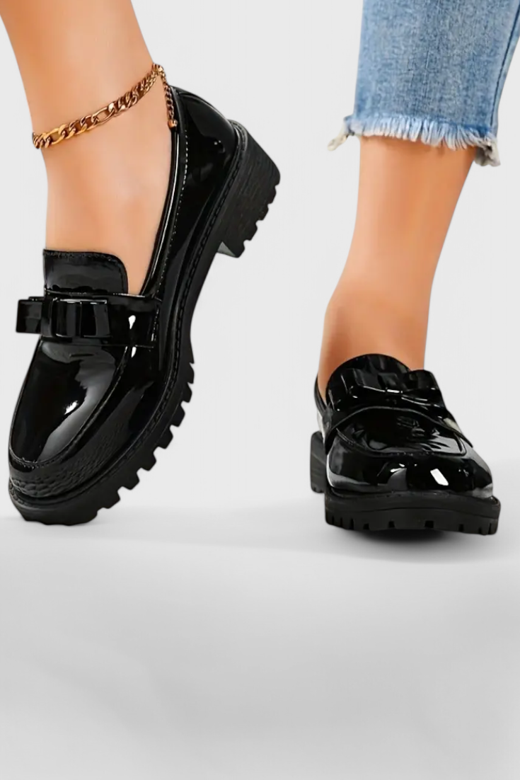 ELYRA™ | Moccasins with Bow Detail and Block Heel