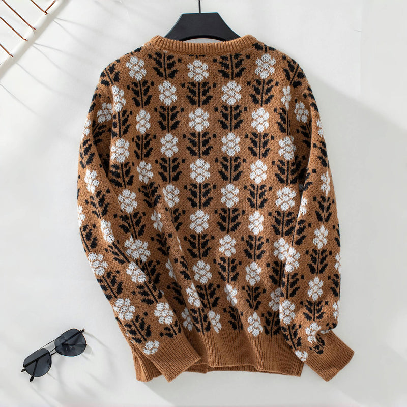 ELYRA™ | Vintage Floral Knit