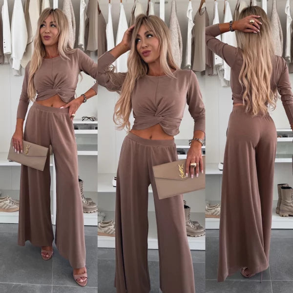 ELYRA™ | Two-Piece Set with Twist