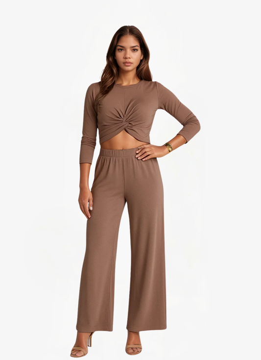 ELYRA™ | Two-Piece Set with Twist