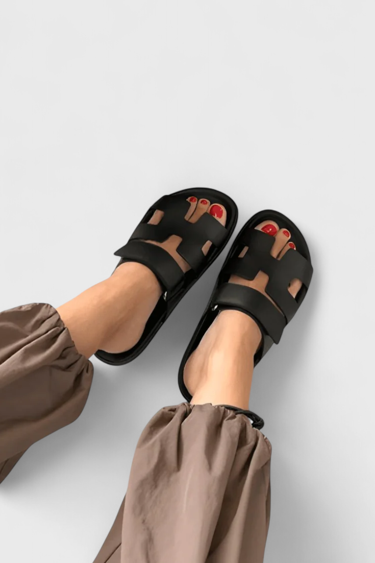 ELYRA™ | Leather Summer Sandals with Crossed Straps