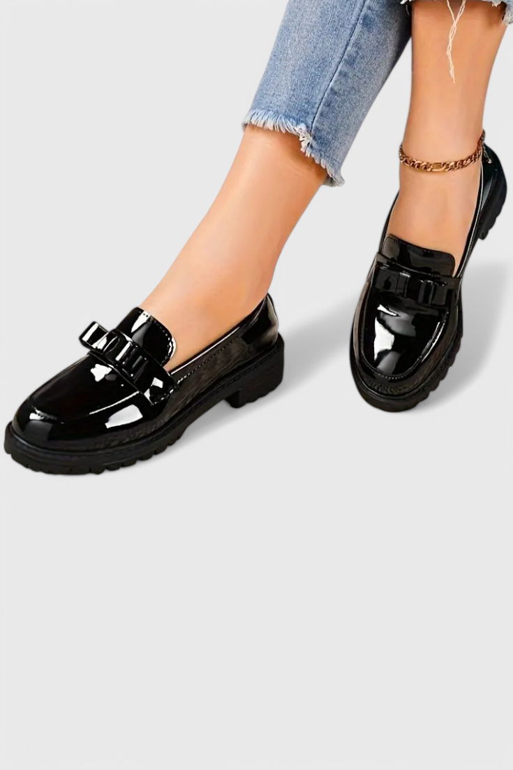ELYRA™ | Moccasins with Bow Detail and Block Heel