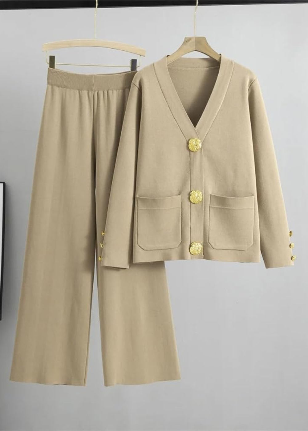 ELYRA™ | Ensemble tricot avec patte de boutonnage