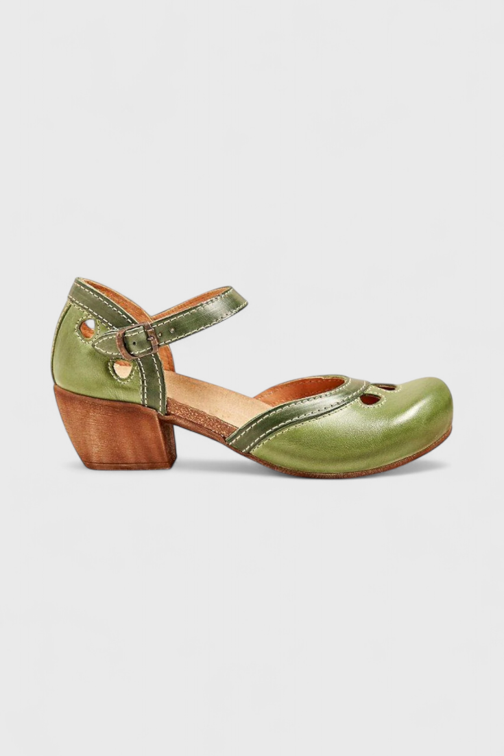 ELYRA™ | Vintage Comfort Sandals in Soft Leather