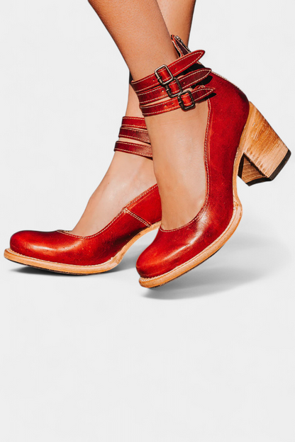 ELYRA™ | Modern block heels in black leather