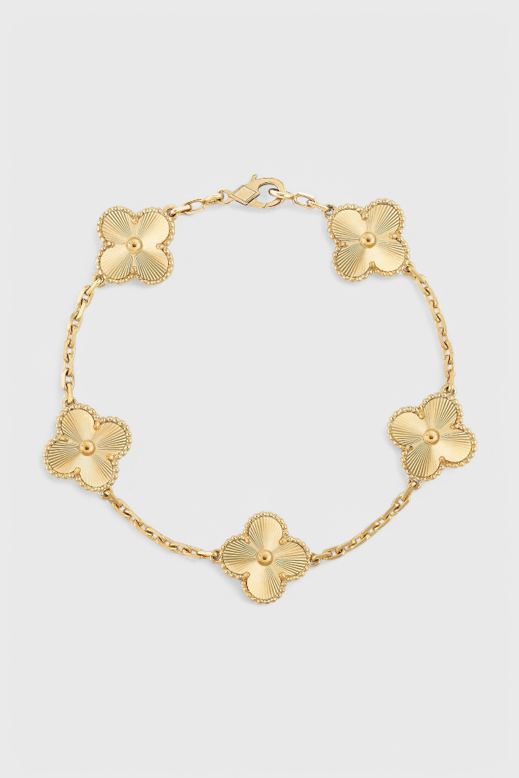 ELYRA™ | Bracelet avec Motif de Trèfle et Élégance Plaqué Or