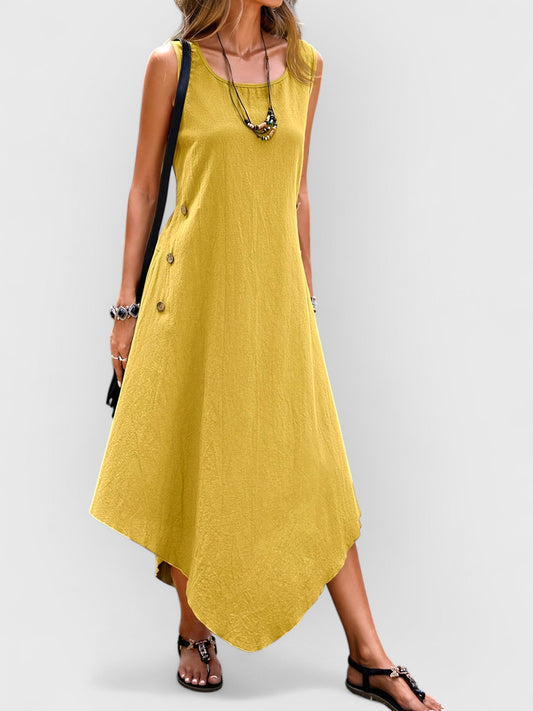 ELYRA™ | Long sleeveless dress with asymmetric hem