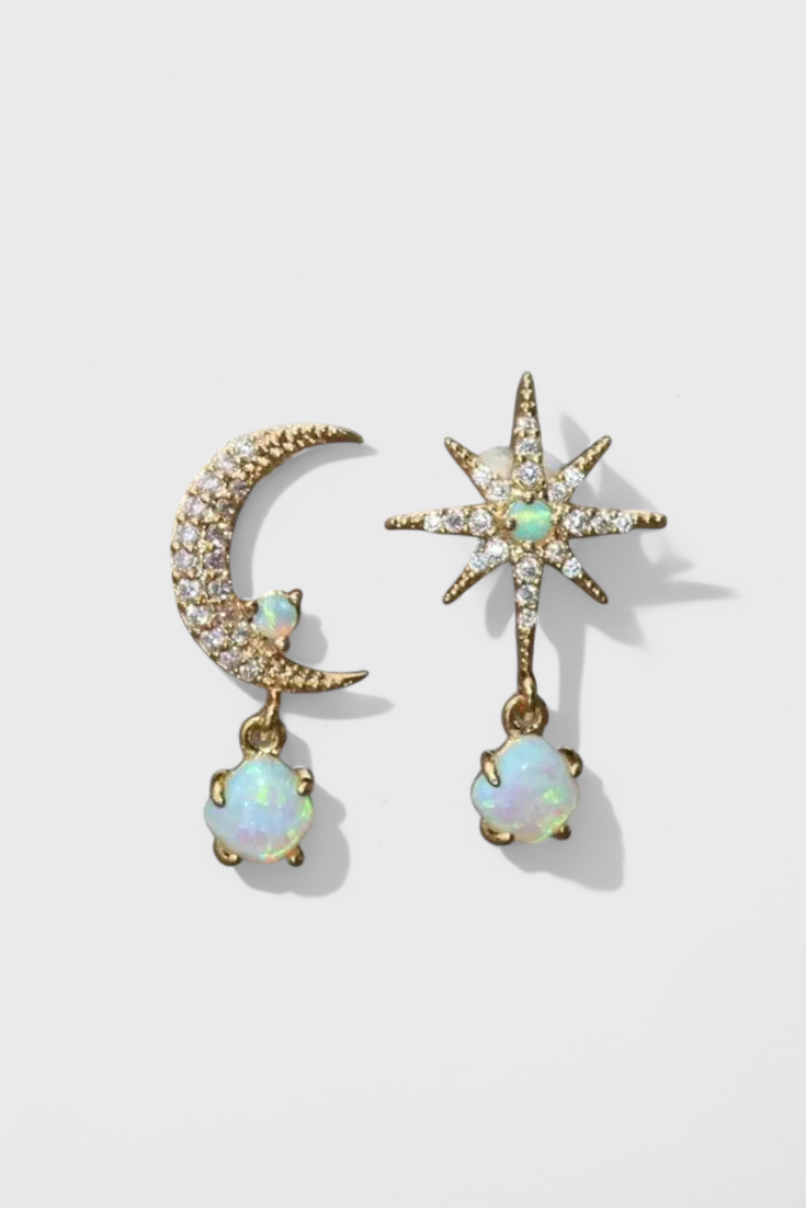 ELYRA™ | Moon and Star Gold Earrings