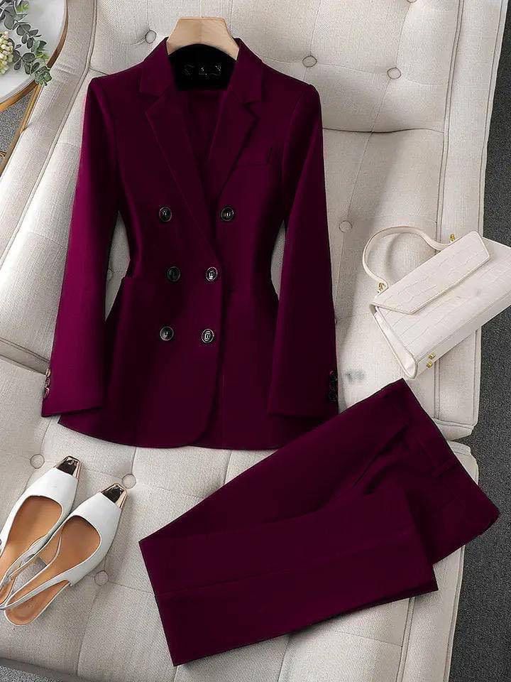 ELYRA™ | Blazer & Trousers Set in Nude