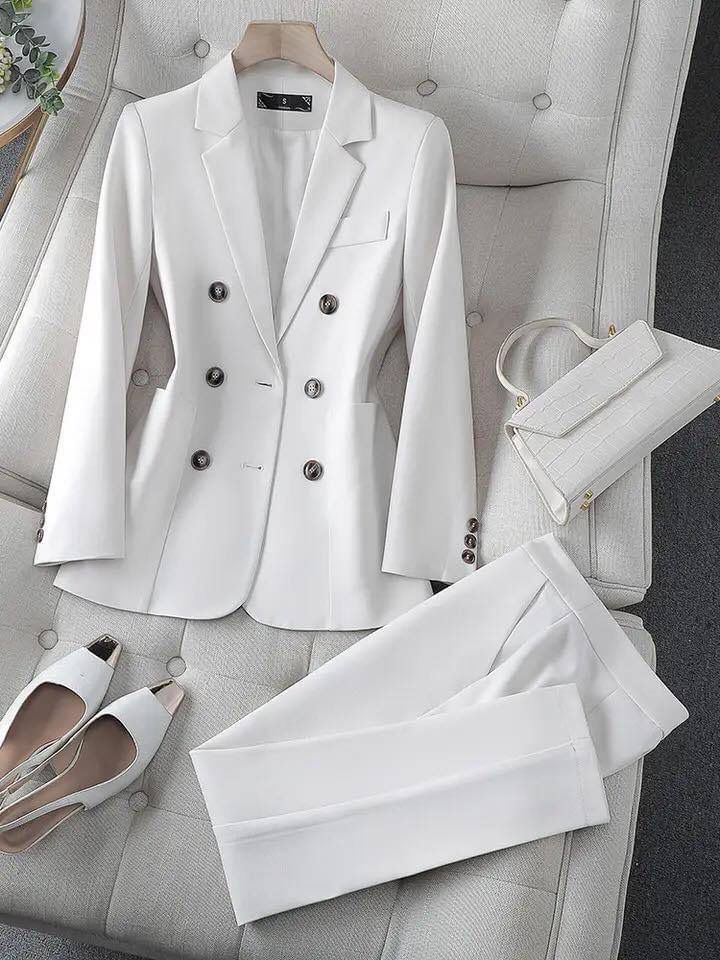 ELYRA™ | Blazer & Trousers Set in Nude