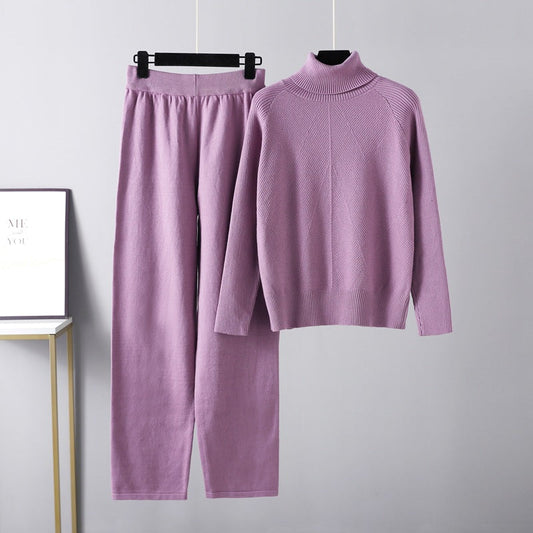 ELYRA™ | Two-Piece Lounge Set in Cable Knit