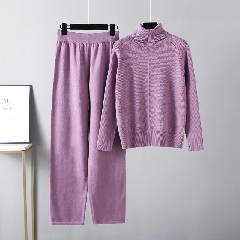 ELYRA™ | Two-Piece Lounge Set in Cable Knit