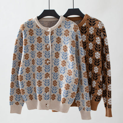 ELYRA™ | Vintage Floral Knit