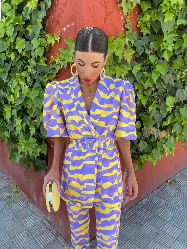 ELYRA™ | Pop-Art Style Power Suit