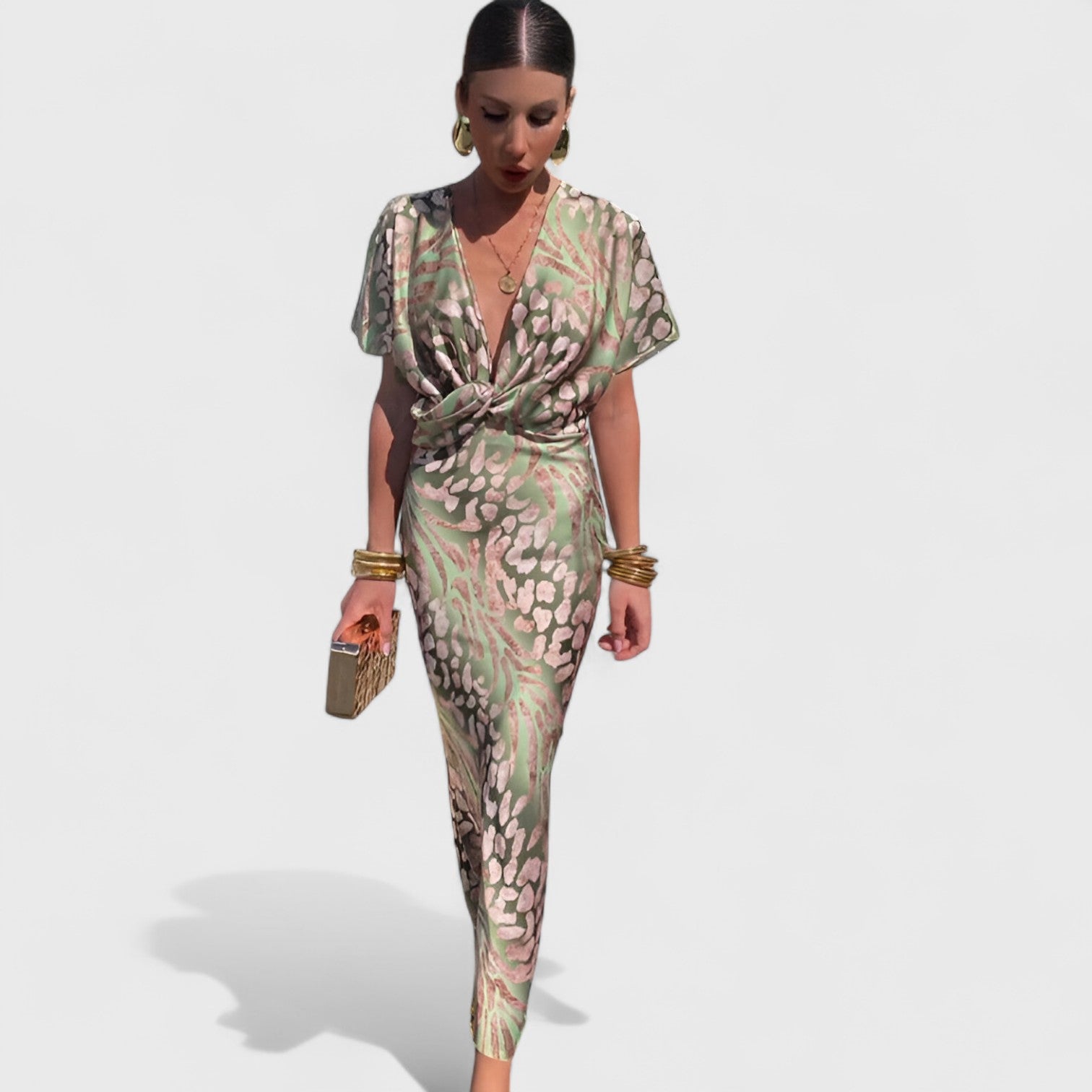 ELYRA™ | Elegant and Flowing Dress