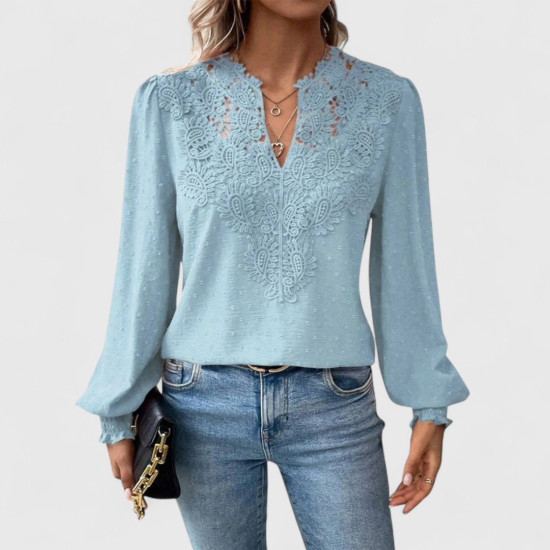 ELYRA™ | Blouse à col en V en coton