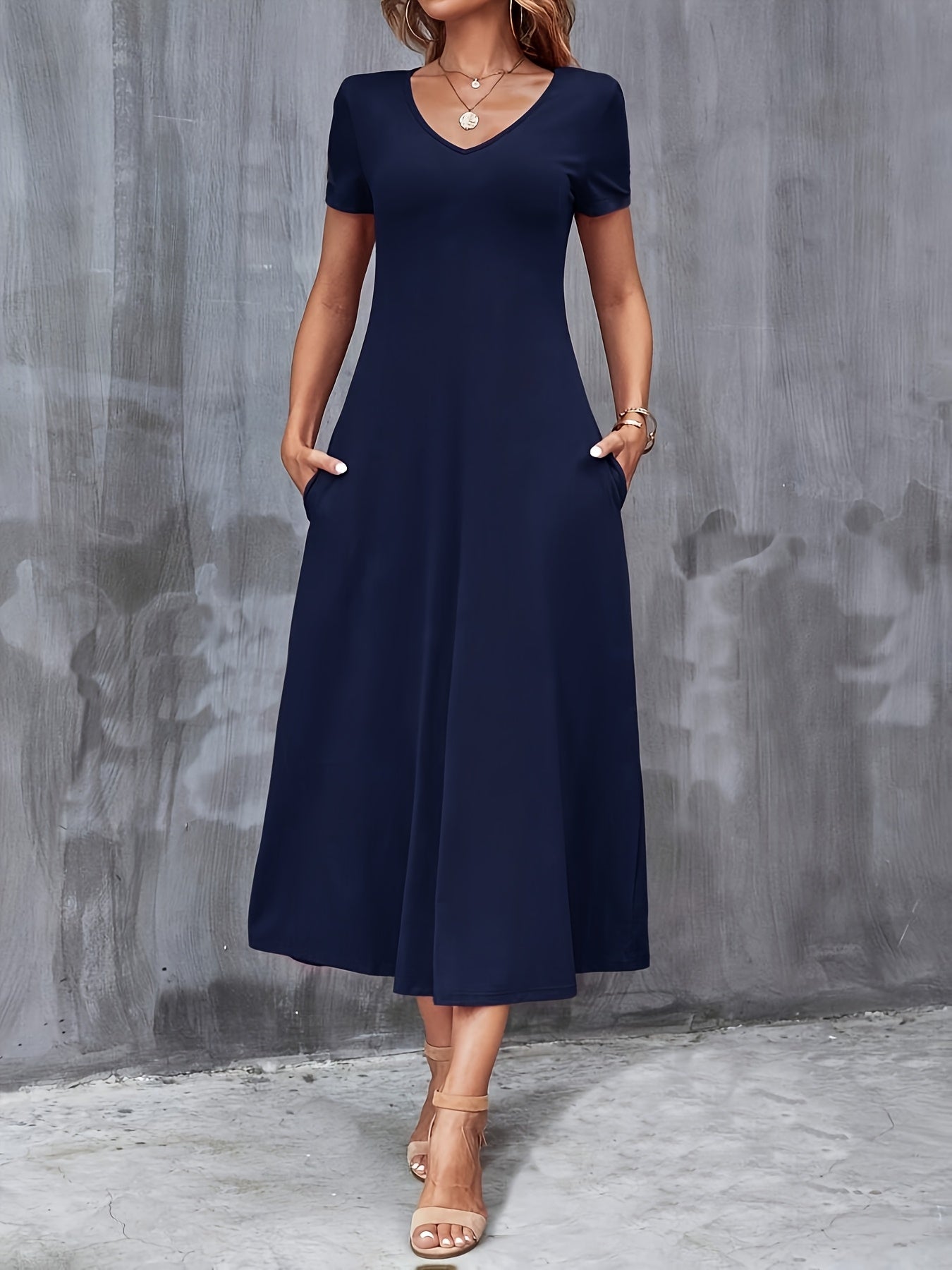 ELYRA™ | Elegant V-neck dress with short sleeves