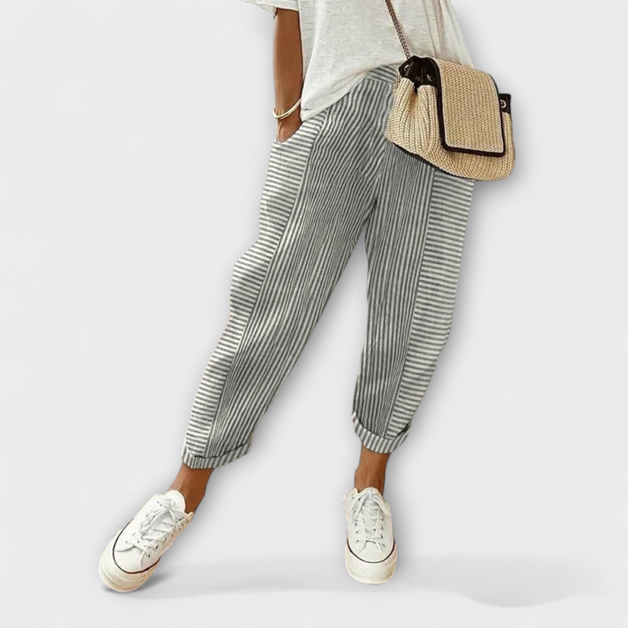 ELYRA™ | Pantalon rayé en tissu doux