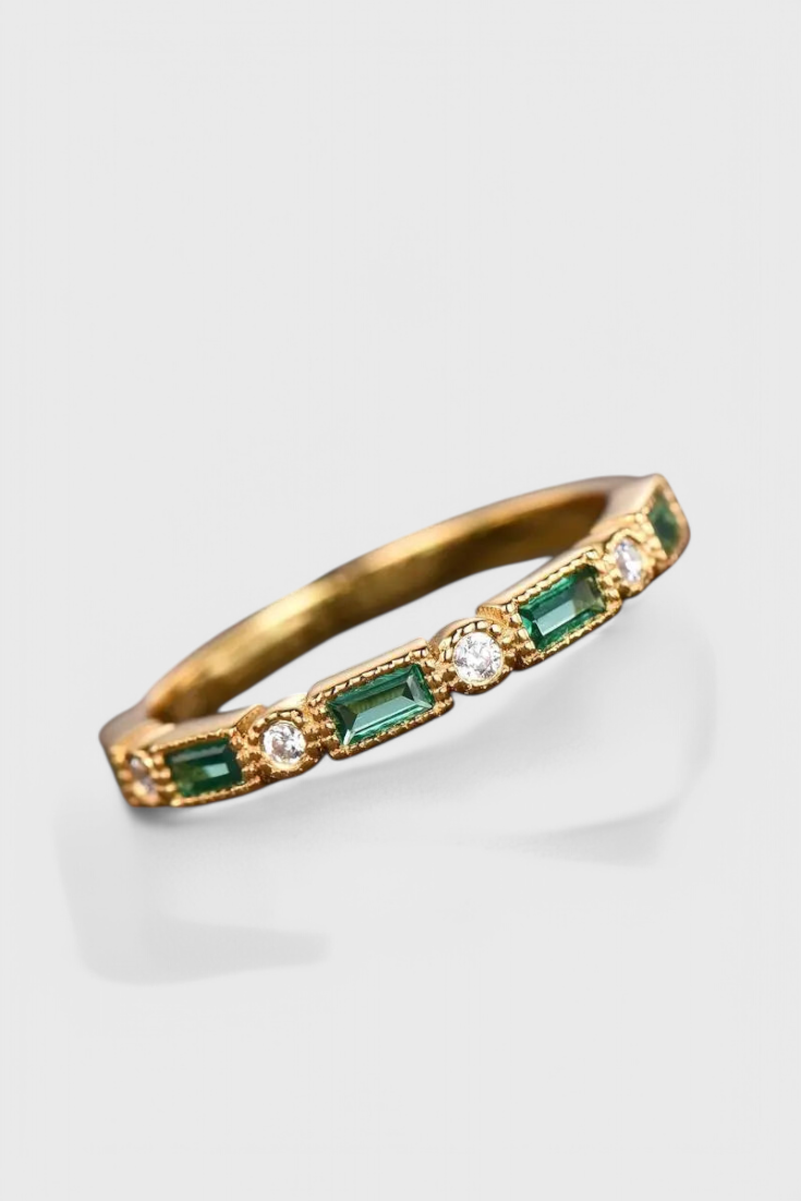 ELYRA™ | Bague en Or avec Zirconia Verte Vintage